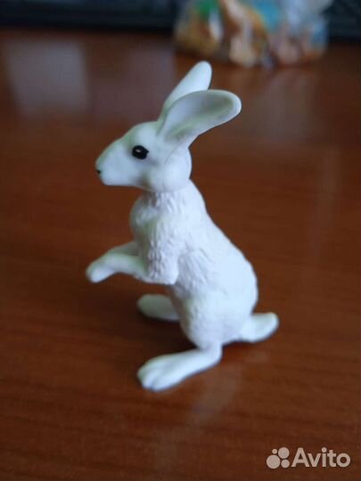 Игрушка киндер kinder заяц зайка беляк