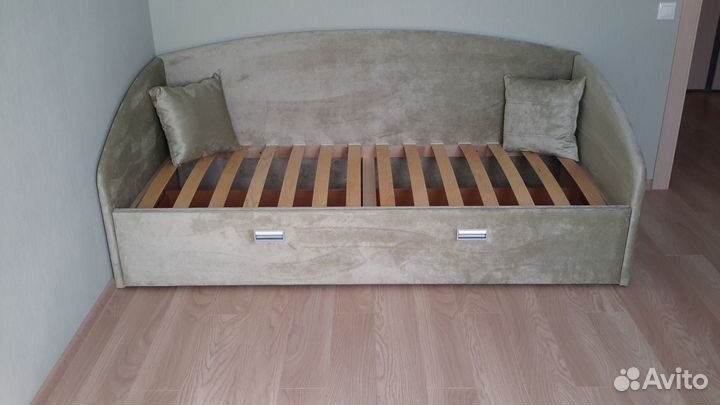 Мягкая детская кровать