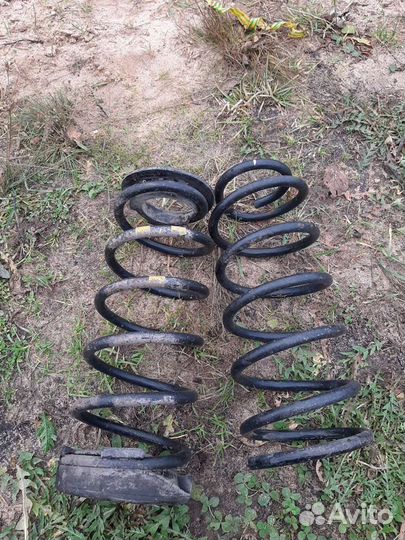 Пружины задние Киа Рио 3