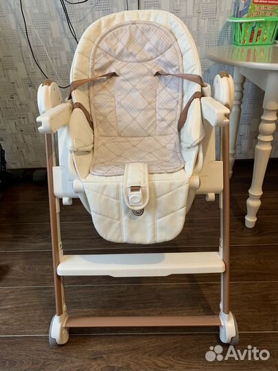 Стульчик для кормления happy baby Berny v2