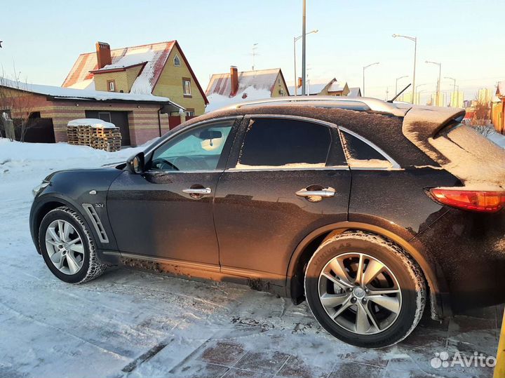 Infiniti QX70 3.0 AT, 2016, 115 000 км