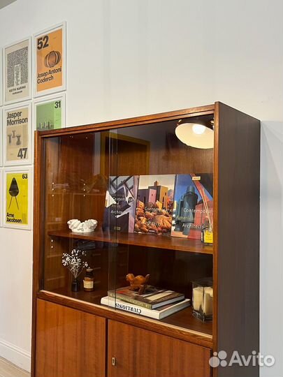 Винтажный книжный шкаф Mid century