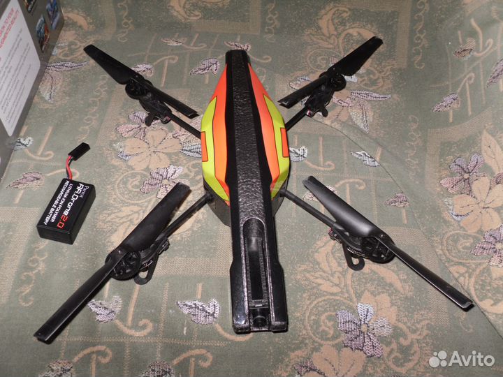 Квадрокоптер AR. Drone 2.0