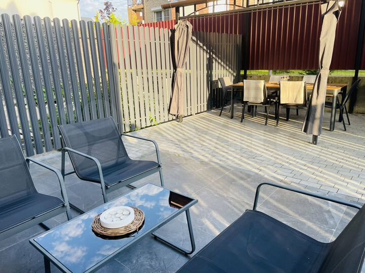 Таунхаус 210 м² на участке 2 сот.