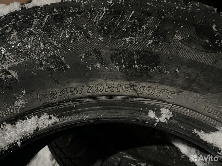 Bridgestone Ice Cruiser 5000 245/70 R16