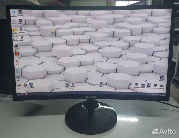 Мониторы 24 дюйма