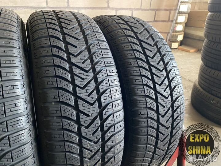 Pirelli Winter 210 SnowControl Serie III 195/55 R16 87H