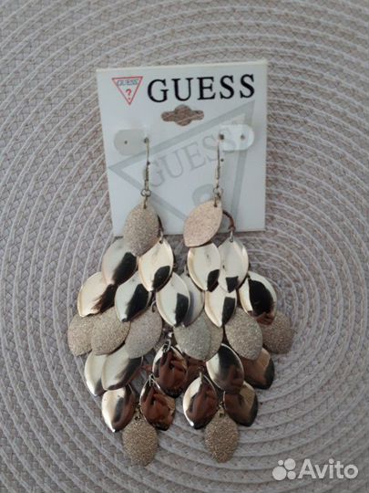 Серьги guess