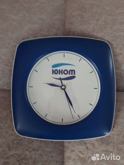 Часы настенные