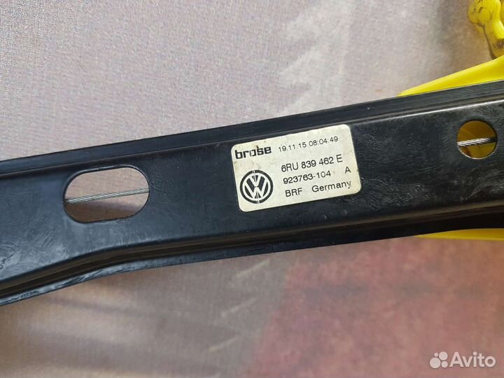 Стеклоподъемник задний правый Volkswagen Polo 5