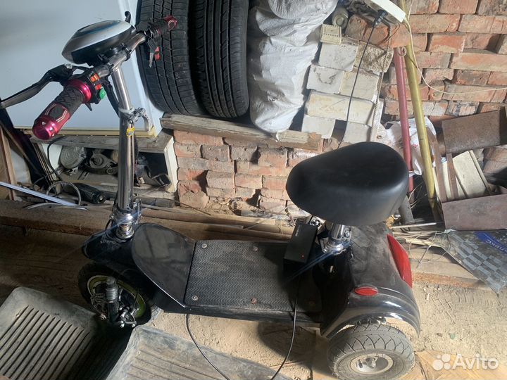 Электросамокат с сиденьем взрослый