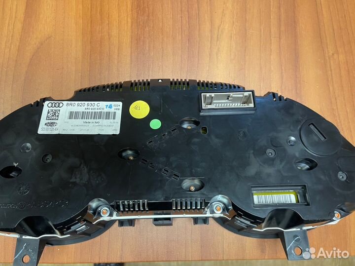 Audi q5 панель приборов цветная дизель 8R0920930C