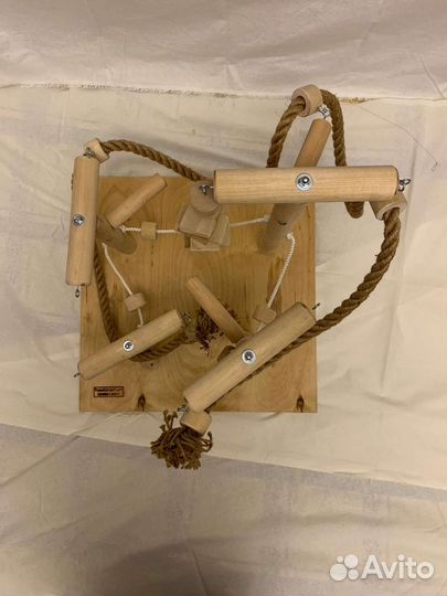 Игровые стенд для попугаев