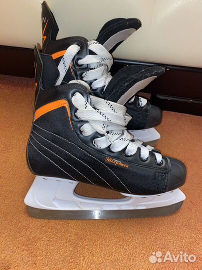 Коньки хоккейные 39 размер б/у