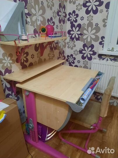 Растущий стол+ растущий стул+ портфель в подарок