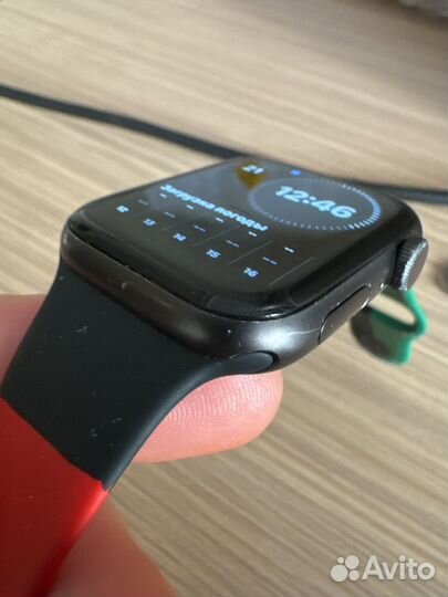 Часы apple watch se 44 mm
