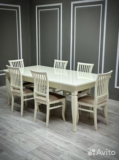 Стол и стулья от производителя. В наличии