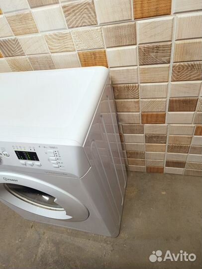 Стиральная машина indesit