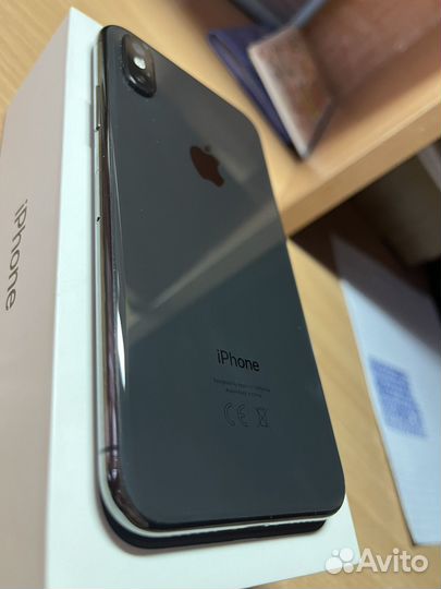 iPhone X, 64 ГБ
