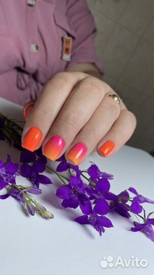 Наращивание ногтей, педикюр