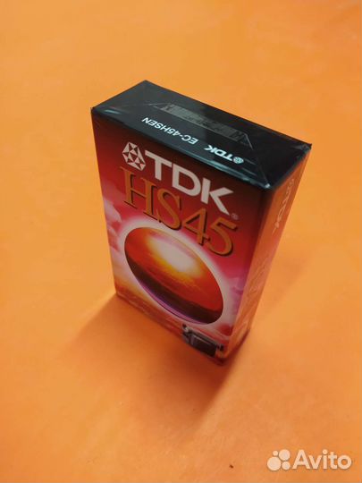 Кассеты фирменные для видеокамер VHS-C