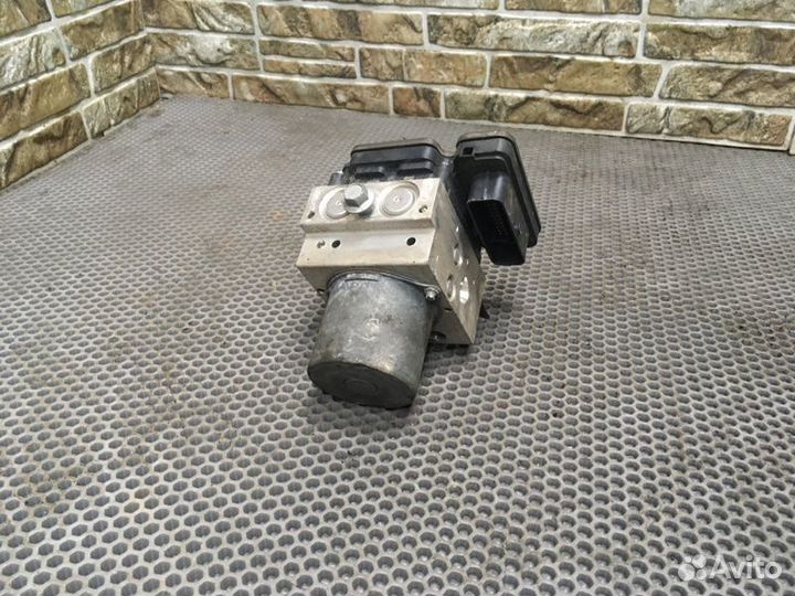 Блок ABS Land Rover Range Rover Sport L494 3.0