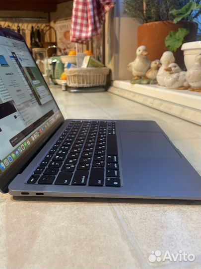 Apple macbook air 13 2020 m1