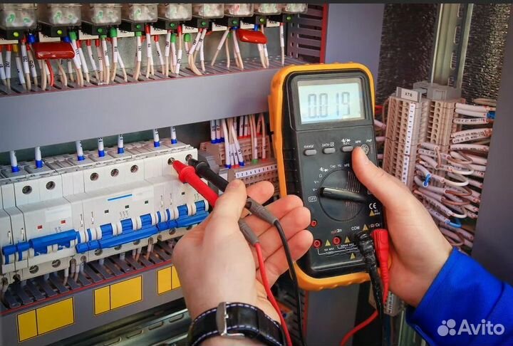 Услуги электрика и сантехника выезд на дом