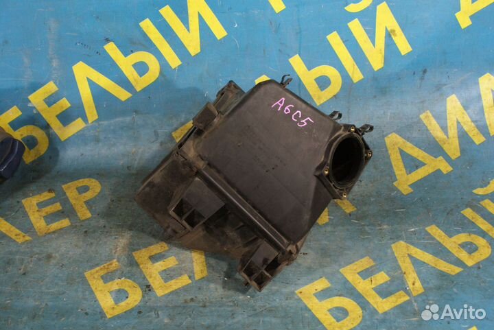 Корпус воздушного фильтра Audi A6 C5