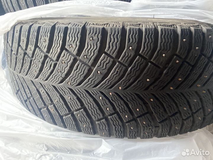 Michelin X-Ice North 4 SUV 235/55 R19 98T