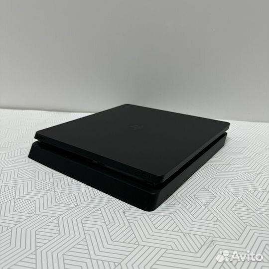 Sony ps 4 1Tb 2 геймпада