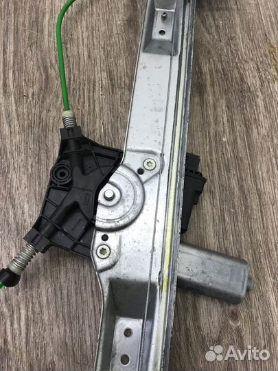 Стеклоподъемник передний левый Opel Corsa D