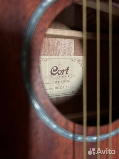 Электроакустическая гитара Cort SFX-MEM OP