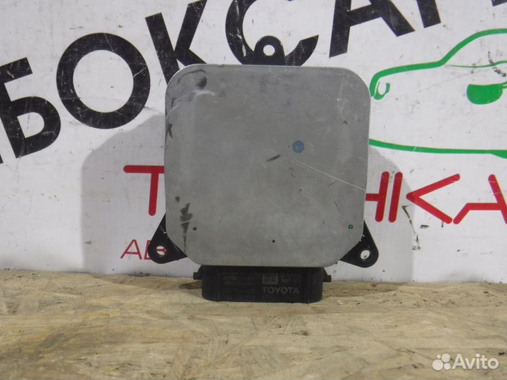 Блок управления фарой Toyota Camry V70 (2017)