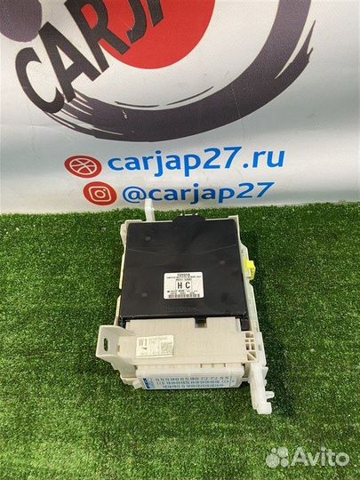 Блок предохранителей (12) Toyota Aqua NHP10