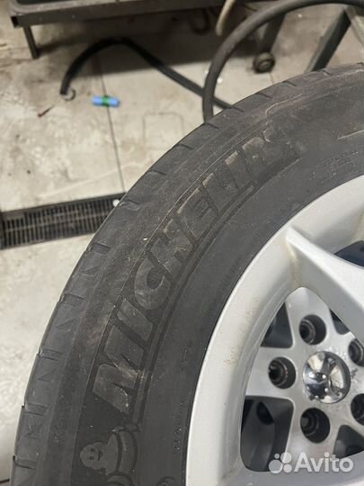 Колеса Mitsubishi 16 диаметр, резина Michelin