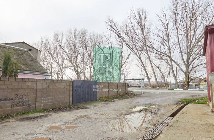 Дом 221 м² на участке 8,8 сот.