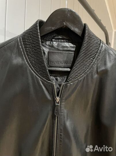 Мужская куртка trussardi