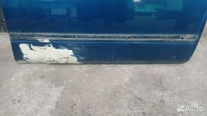 Дверь передняя правая Nissan Primera P11