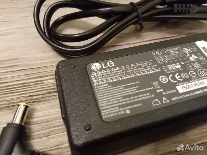 Блок питания для монитора LG 24MP57HQ-W: 19V 1.3A