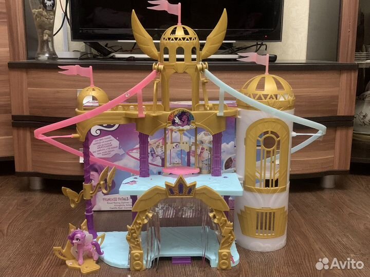 Игрушка Замок май литл пони новое поколение