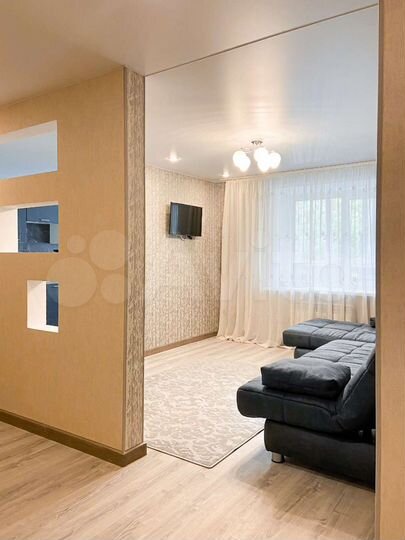 2-к. квартира, 80 м², 1/9 эт.