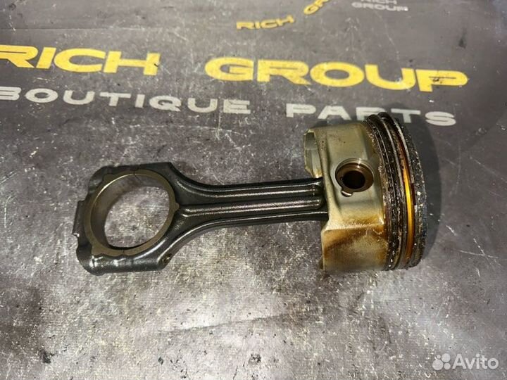 Поршень Mercedes-Benz S-Class W220 113.966