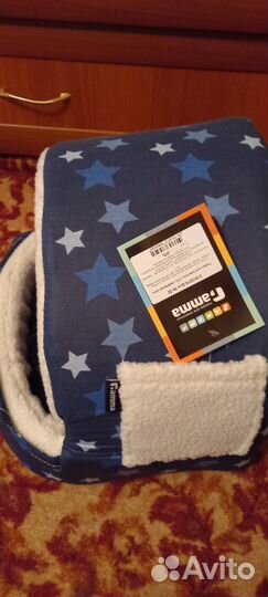 Лежанка для кошек новая