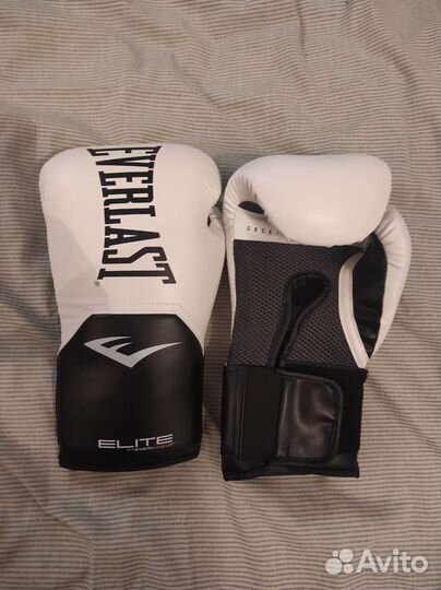 Боксерские перчатки everlast 14 oz