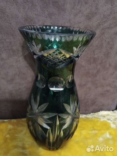 Ваза хрусталь цветной 18 сантиметров