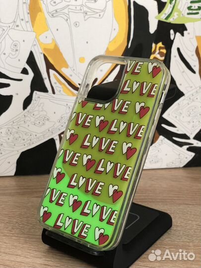 Чехлы на телефон