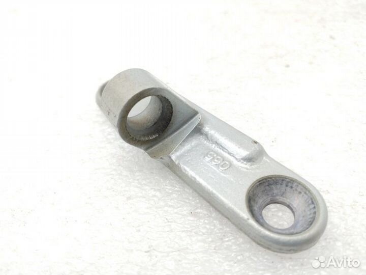 Петля двери передняя правая Bmw 5-Series F10 2011