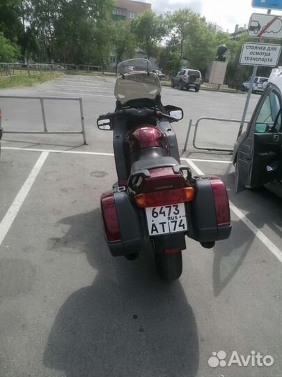 Продам Honda ST1100