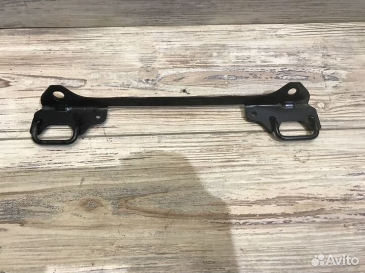 Крепление сиденья Ford Focus 3 CB8